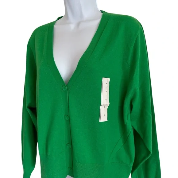 A New Day Women’s Medium Button Down Cardigan Sweater Bright Kelly Green V-Neck - Picture 9 of 13